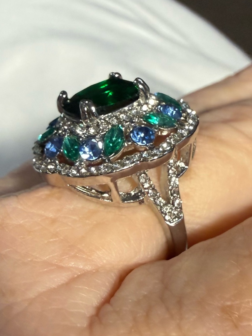 Anna Zuckerman emerald and topaz ring Size 7 - Picture 4 of 6